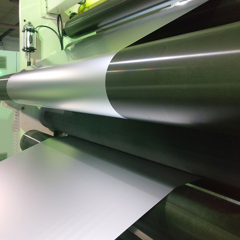 Indpakning af aluminiumsfoliepapir